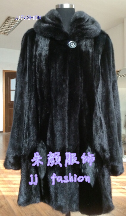 LADY'S  MINK  FUR  COAT