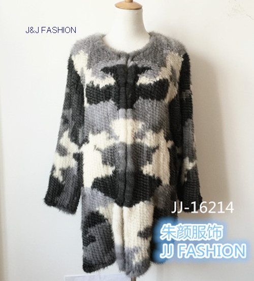 LADY'S KNITTED COAT IN MINK