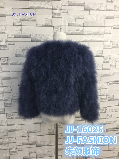 LADY'S short ostrich fur vest