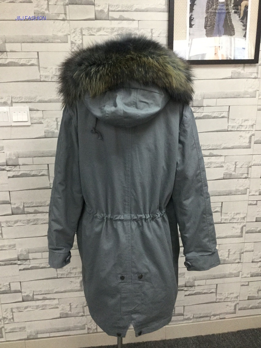 LADY'S  PARKA WITH BIG RACCOON COLLAR AND FOX INNER BODY